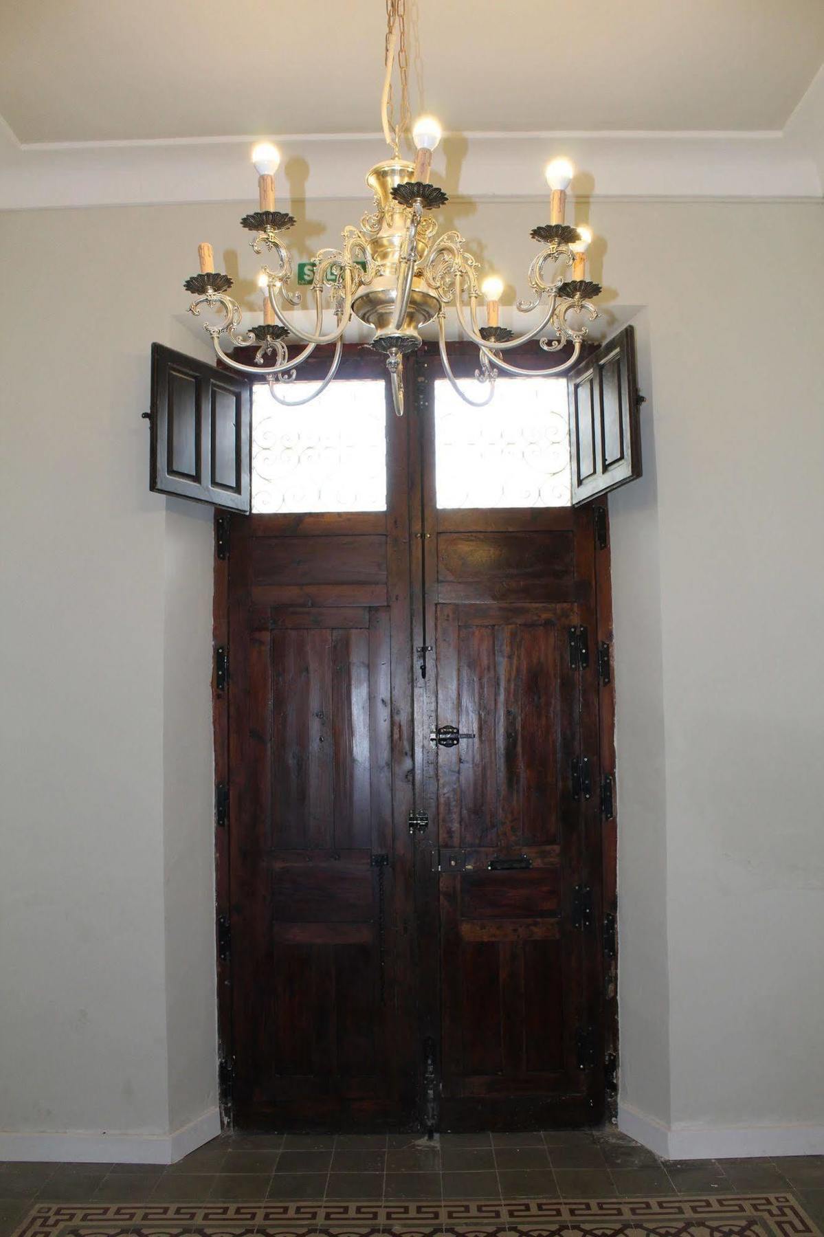 Nwt Paradise Urban Hostel Alicante Esterno foto